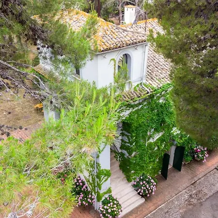 Villa Aurora House *