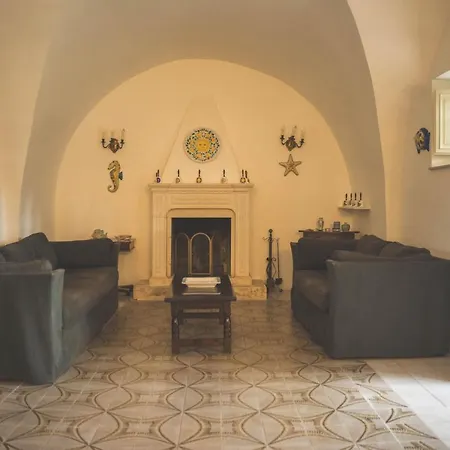 Villa Aurora House *