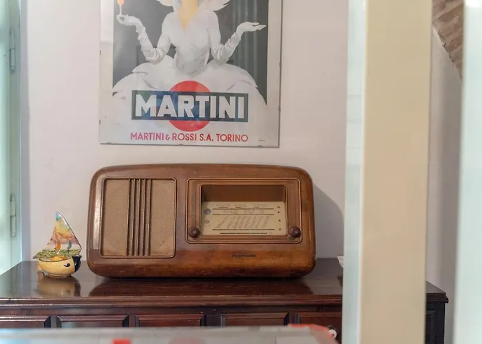 Aurora House Вилла Васто